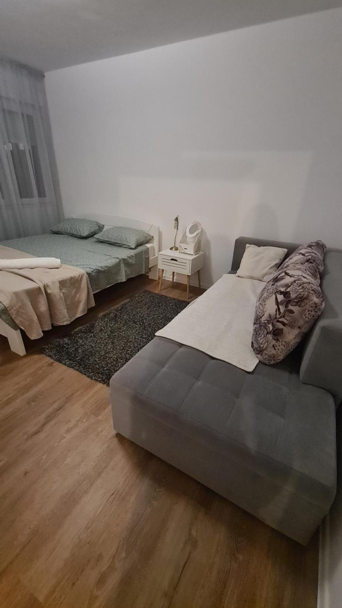 Peni Apartman Centar Баня-Лука Екстер'єр фото